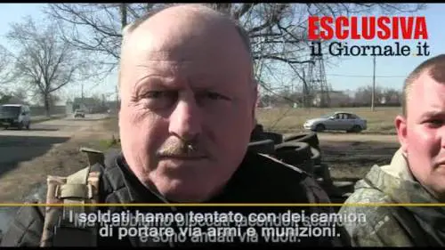 L'accampamento dei filo russi che blocca l'arsenale ucraino