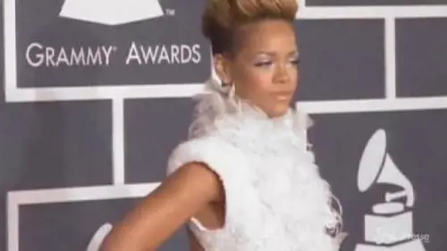 Rihanna frequenta Drake, ancora lontano il fidanzamento ufficiale
