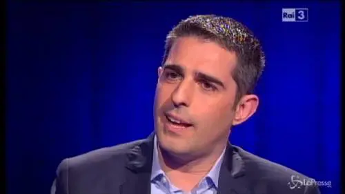 Pizzarotti: "Grillo mio capo politico? Regole necessarie"
