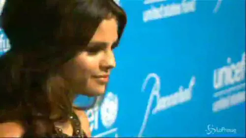 Selena Gomez compra casa per 3 milioni di dollari