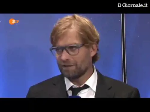Spagna, giornalista ride alla risposta di Klopp: "Domanda stupida, me ne vado"