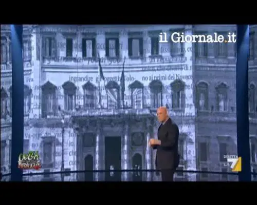 Crozza e gli sprechi nelle Regioni