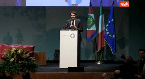 Renzi ironizza: "82 slide sulla sanità"