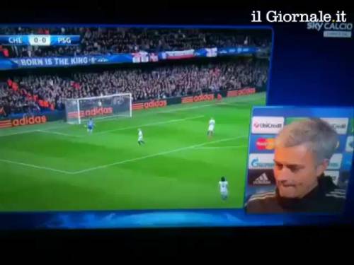 Mourinho: "Due cambi, due gol? È c..o!"