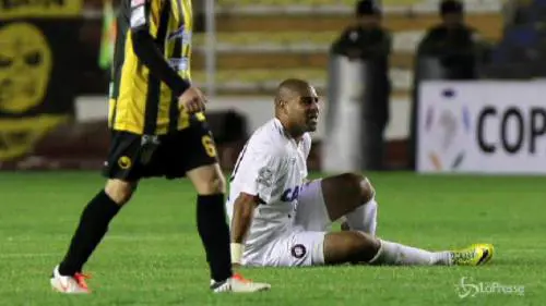 Calcio, Atletico Paranaense licenzia Adriano dopo sole quattro partite