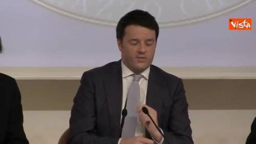Renzi: "Oggi smentiamo i gufi"