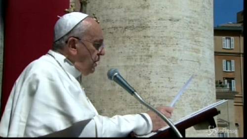 Papa: "Sconfiggiamo la fame aggravata dagli sprechi"
