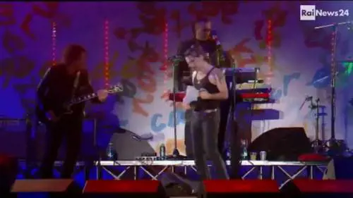 Pelù contro Renzi: "È il boy scout di Gelli"