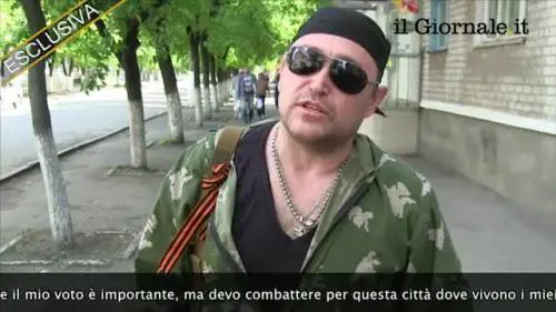 Un miliziano al voto: "Se entrano le truppe di Kiev sarà una strage"