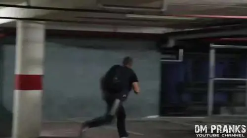 E se un clown  assassino  vi rincorresse?