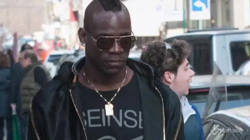 Disavventura per Balotelli: svaligiata la sua casa