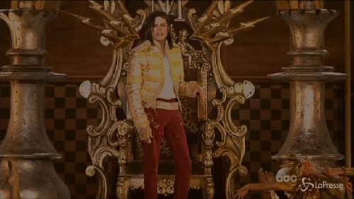 L'ologramma di Michael Jackson zittisce tutti ai Billboard award