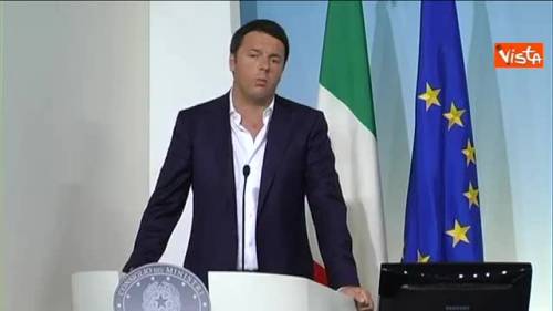Renzi: "Nell'Ue per cambiare e non per distruggere"
