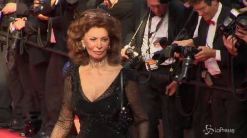 Una parata di stelle sul red carpet di Cannes