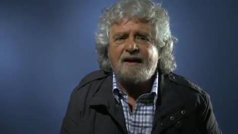 Beppe Grillo umiliato se la prende con tutti