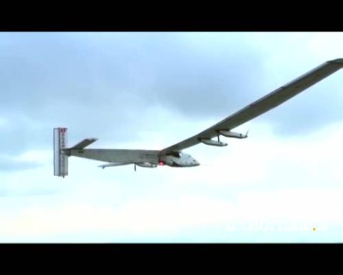 Testato in Svizzera il primo aereo ad energia solare
