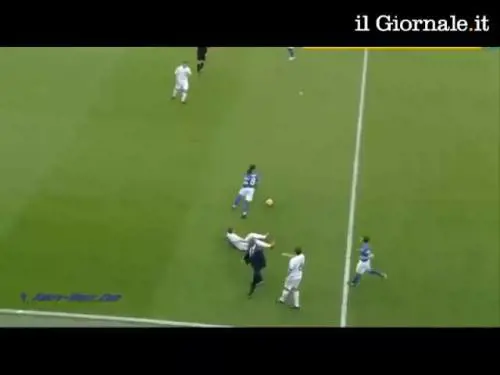 Mourinho: invasione di campo e tackle