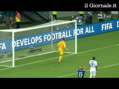 Hart impazzisce e se la prende con il raccattapalle