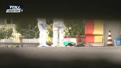 Ammazzato a coltellate in un autolavaggio