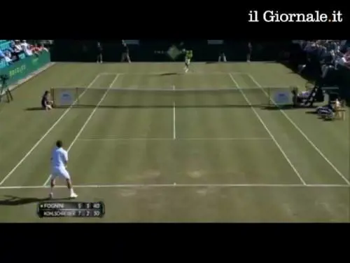 Fognini, passante spettacolare tra le gambe 