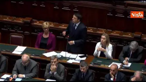Renzi: "Portiamo in Europa un'Italia forte"