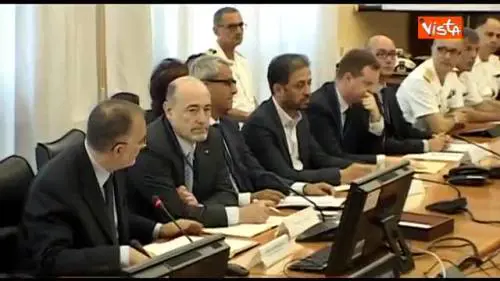 L'arrivo della nave con le armi chimiche