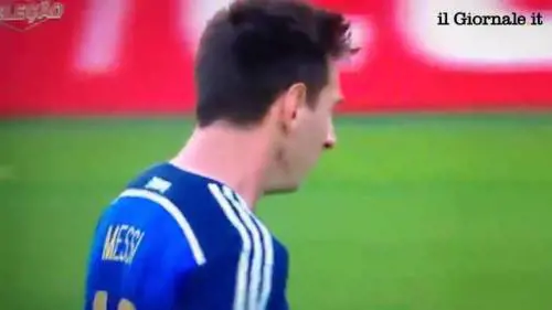 Messi vomita in campo