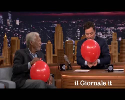 Morgan Freeman e l'intervista sotto l'effetto dell'elio