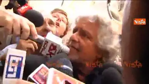 Riforme, Grillo: "È in gioco la nostra democrazia"