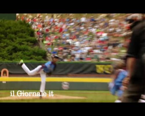 Baseball, ragazza di 13 anni lancia a 115 km/h