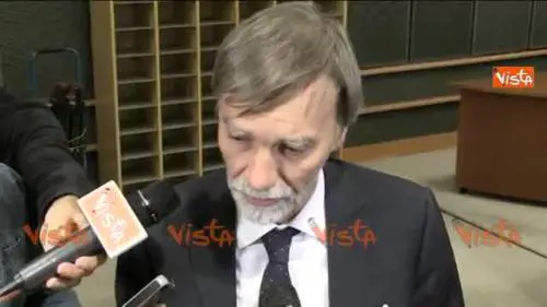 Lavoro, Delrio: "Con la riforma superiamo l'articolo 18"