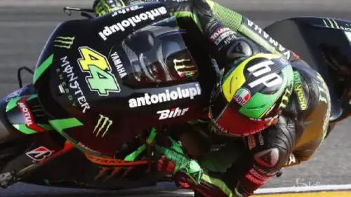 Gp di Aragon, Lorenzo trionfa sotto la pioggia