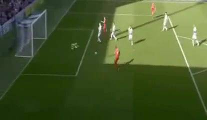 Balotelli si divora un gol