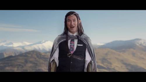 La sicurezza in aereo? La spiegano gli Hobbit