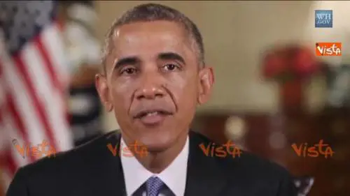 Obama: "Basta donne pagate meno degli uomini"