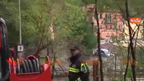 Casa frana a Leivi: le operazioni di soccorso