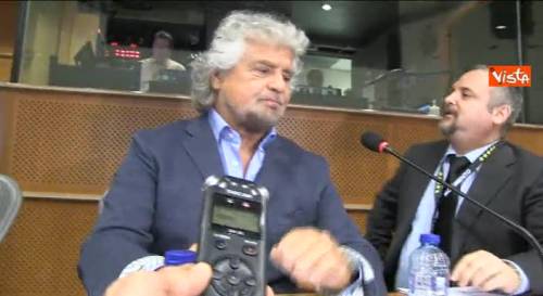 Grillo: "Germania corrotta e mafiosa"