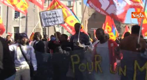 Corteo in strada a Roma