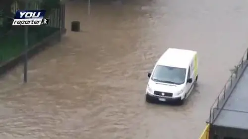Milano, zona Niguarda allagata