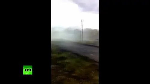 Ucraina, le immagini dell'aereo malese abbattuto