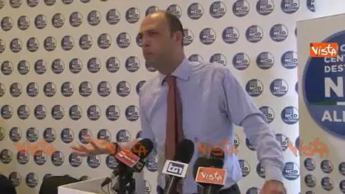 Alfano: "L'euro deve essere difeso"