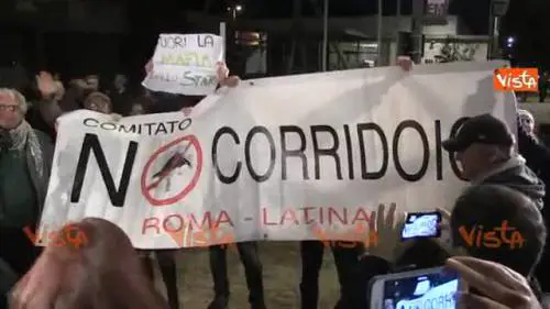 Il sindaco Marino contestato all'assemblea Pd