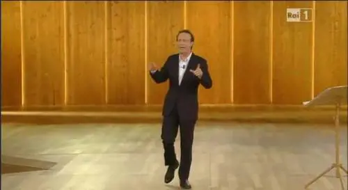 Benigni: "La Bibbia? Devo parlare di Rebibbia"