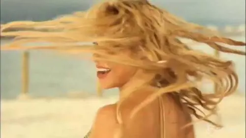 Shakira, finisce un anno ricco: attesa ora per il secondo figlio