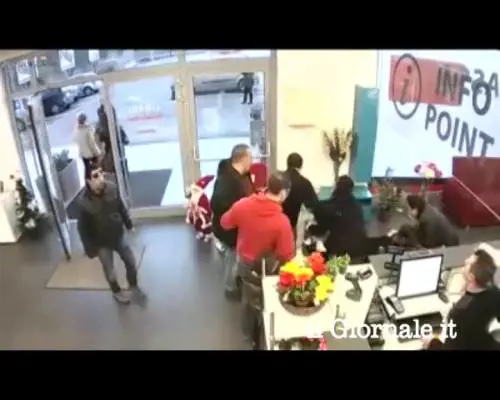 Finanziere-eroe  salva la vita di un bimbo di 2 anni