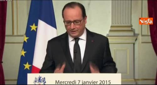 Hollande: "Restiamo uniti"