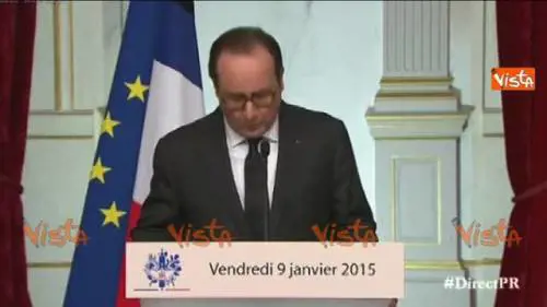 Hollande: "Grazie al coraggio della polizia"