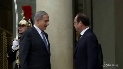 Anche Abbas e Netanyahu alla manifestazione di Parigi