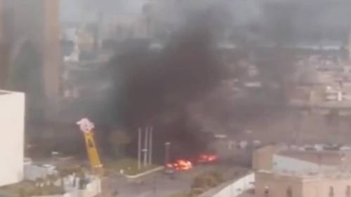 Tripoli, assalto tra morti e ostaggi all'Hotel Corinthia