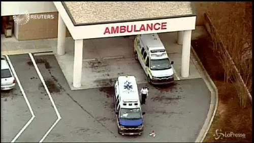 Bobbi Kristina Brown in ospedale dopo aver perso i sensi
